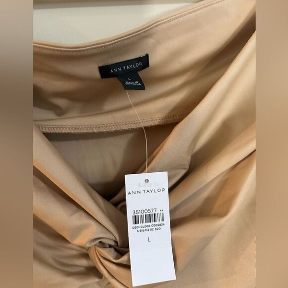 Ann Taylor crossover top with off the shoulder detail - Picture 4 of 5